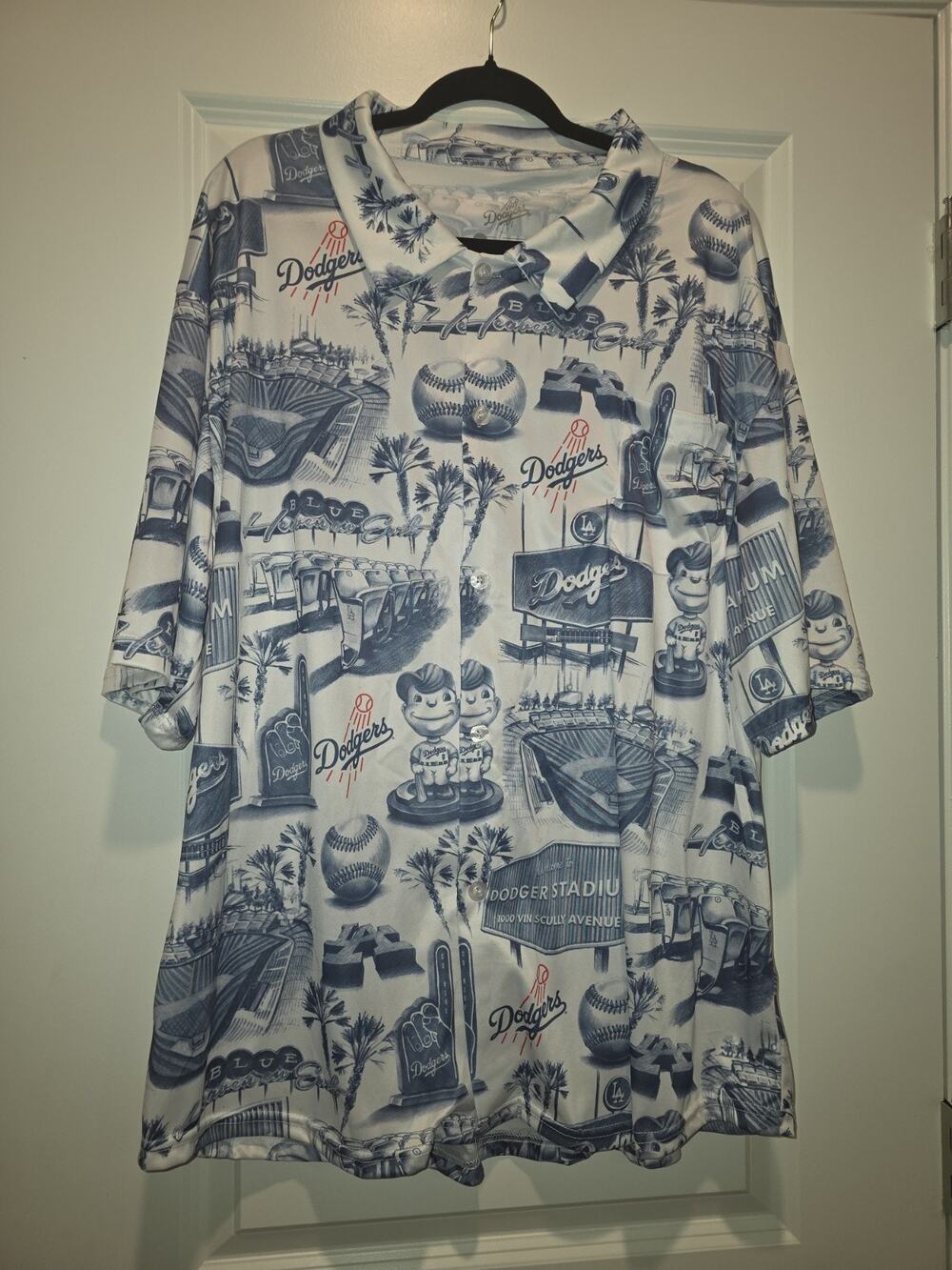 Dodgers All Over Print Hawaiian Shirt Mens Size XL